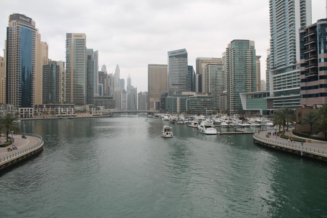 Newly Furnished One Bedroom Apartment Next To Metro & Beach In Marina Residence Dubai Exterior photo